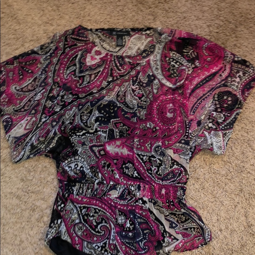 INC multicolor short sleeve blouse. Size small.